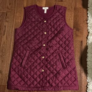 D&co Heritage Quilted Vest in Burgundy with Gold Buttons